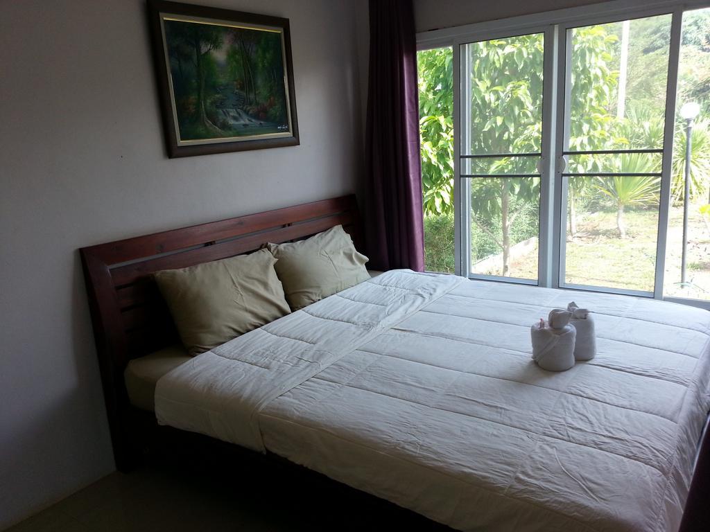 Baan Khaoneawdum Hotel Nong Nam Daeng Room photo